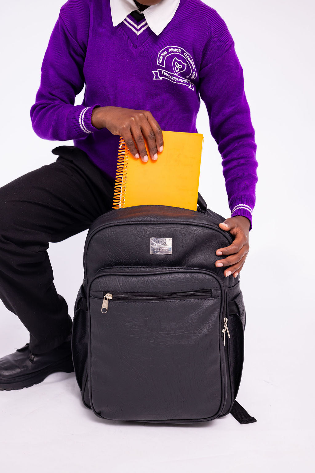 Denri Pioneer Antitheft Backpack fits up to 15.5-inch laptop, document sleeve, heavy duty bag for school, work, travel