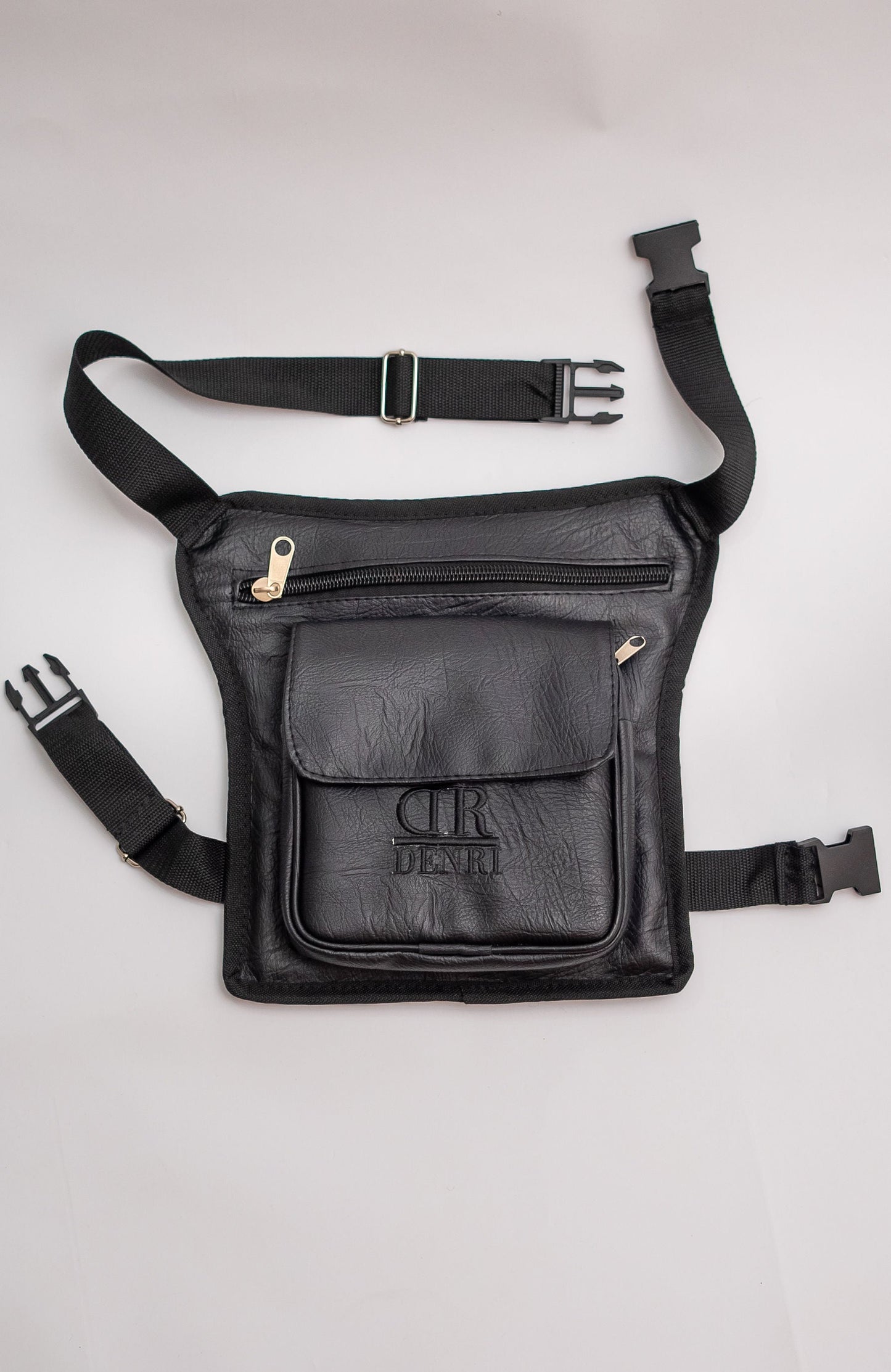 Chase Thigh Bag
