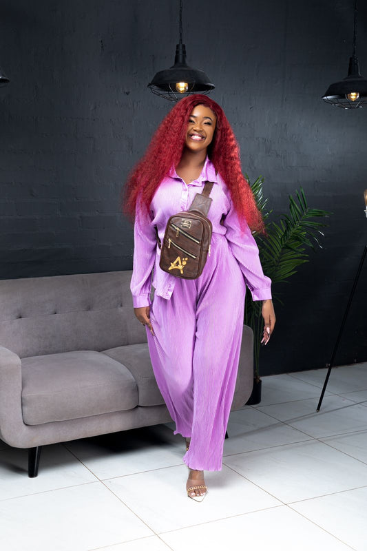 Everyday leather bags designed for long workdays, travel, and everything in between