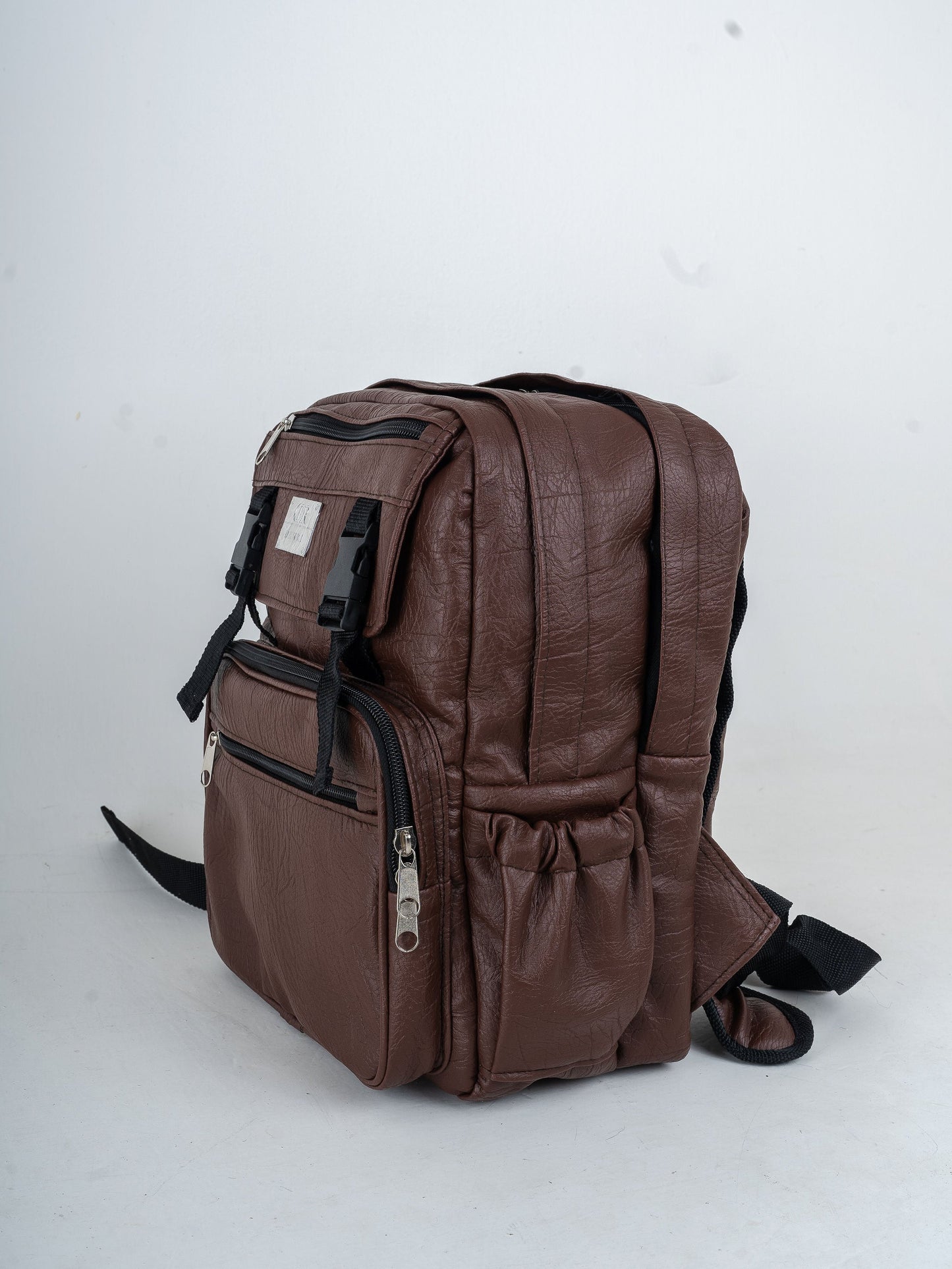 Denri Spark Backpack – High-Capacity School Backpack for Kids & Teens with 14-Inch Laptop Compartment