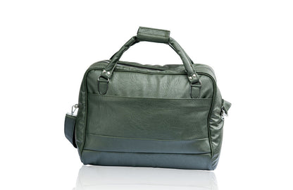 Denri Africa's green Voyage Travel Bag. Stylish vegan-leather duffle, roomy travel luggage, eye-catching green carry bag.